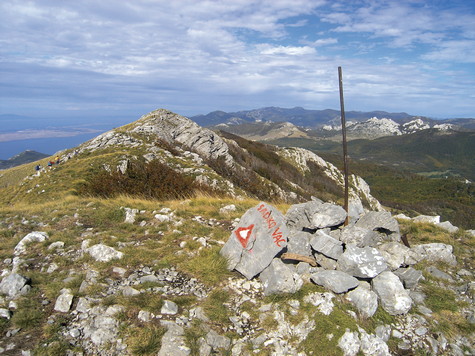 Veliki Sadikovac – vrh 
