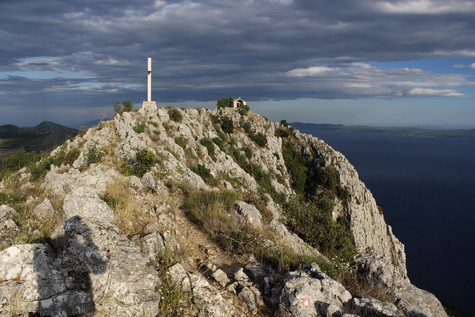 Hvar Vrh Sv Nikola Hrvatski Vrhovi Hrvatski Planinarski Savez
