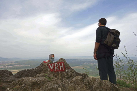 Kameni svati – vrh 
